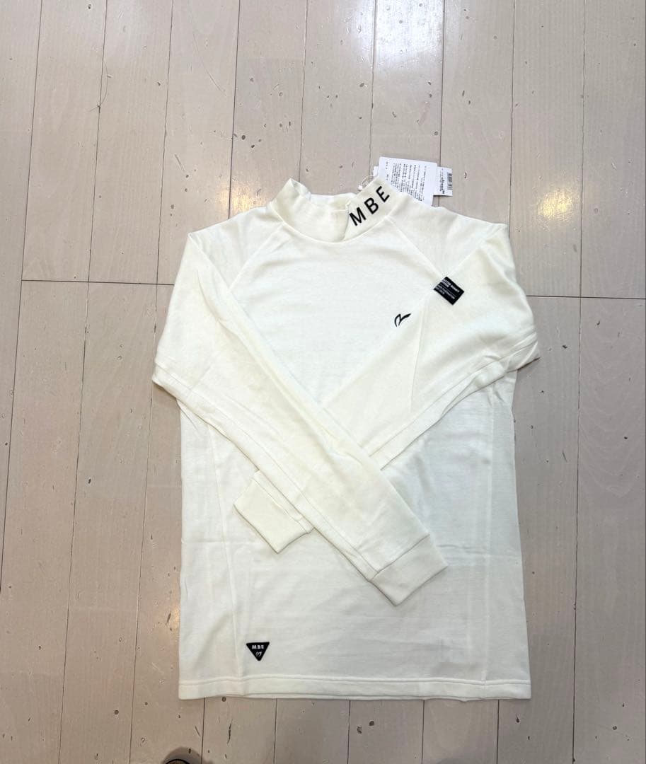 新品未使用　マスターバニーエディション　モックネック　M