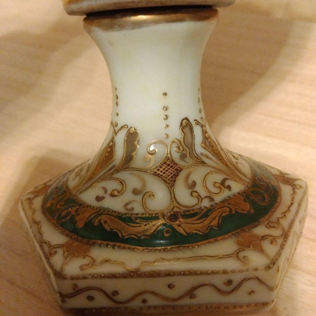 kinjo china 　飾り壺　オブジェ　花柄　アンティーク 　壺