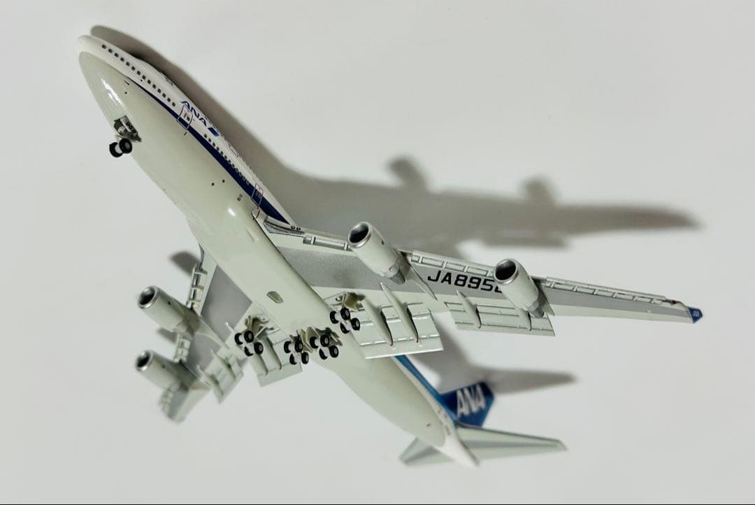 全日空商事 1/400 ANA 747-400 フラップダウンNH40059