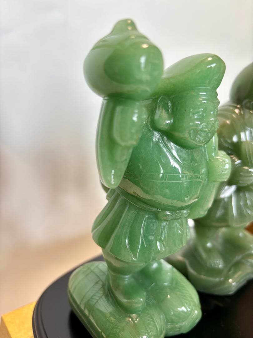 #伝統工芸士・やまなし名工・保山作【恵比須大黒 】翡翠彫刻置物 ガラスケース付