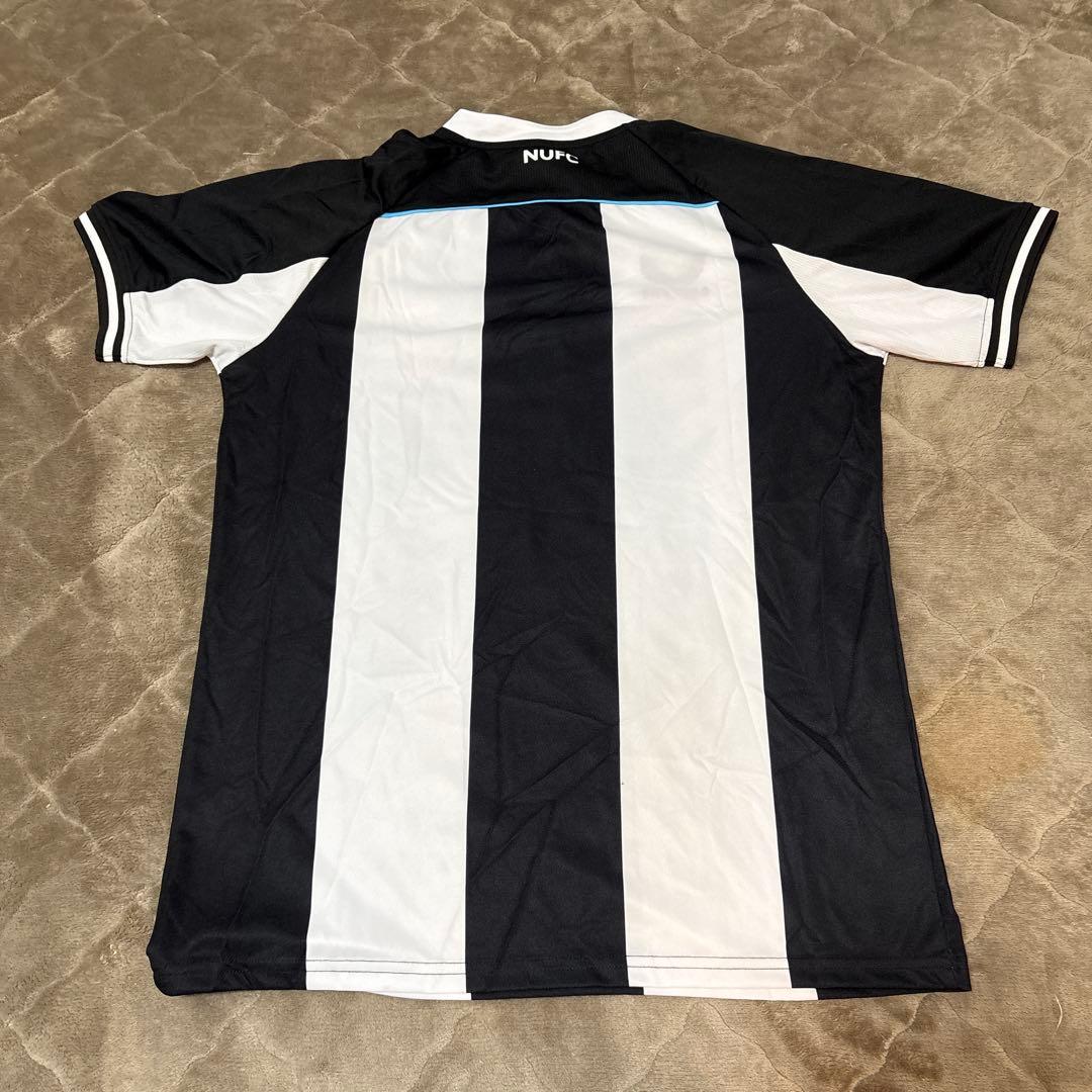 ユベントス　ニューカッスル　コンサドーレ　サッカー　ユニフォーム　4枚セット