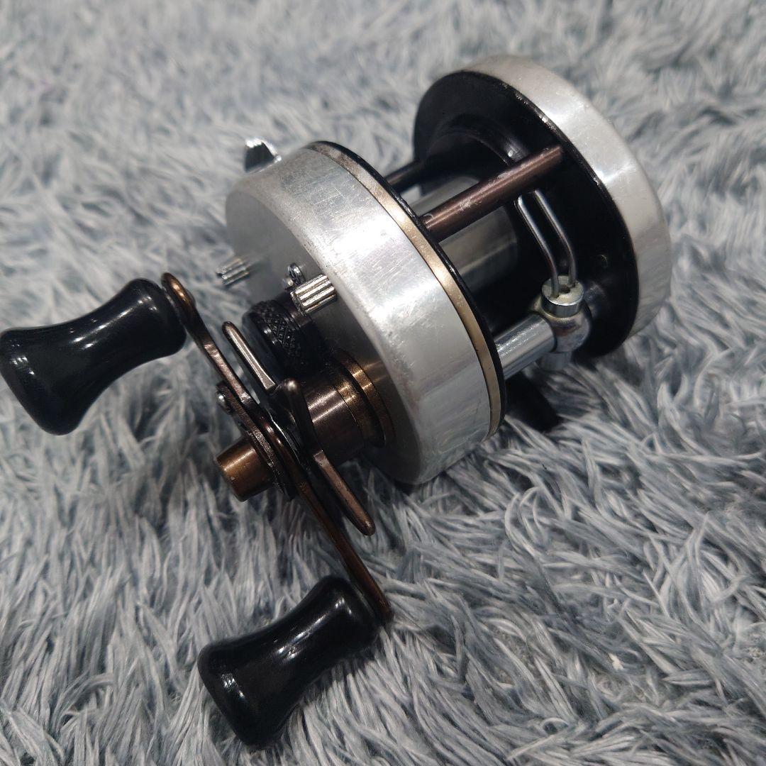 Pflueger フルーガー 2600 ベイトリール 希少