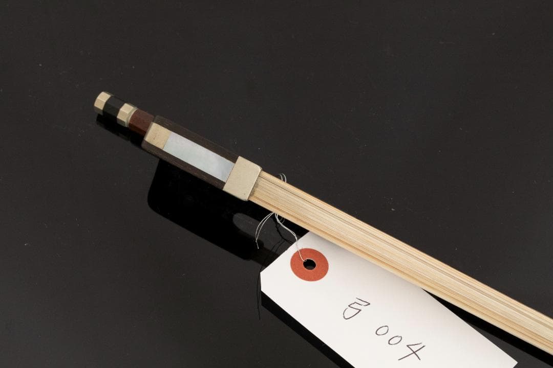 弦楽器用の弓 004