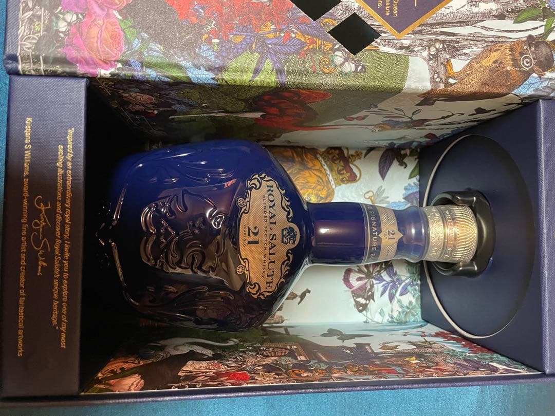 「新品未開封」  SALUTE 21年 シグネチャーブレンド700ml