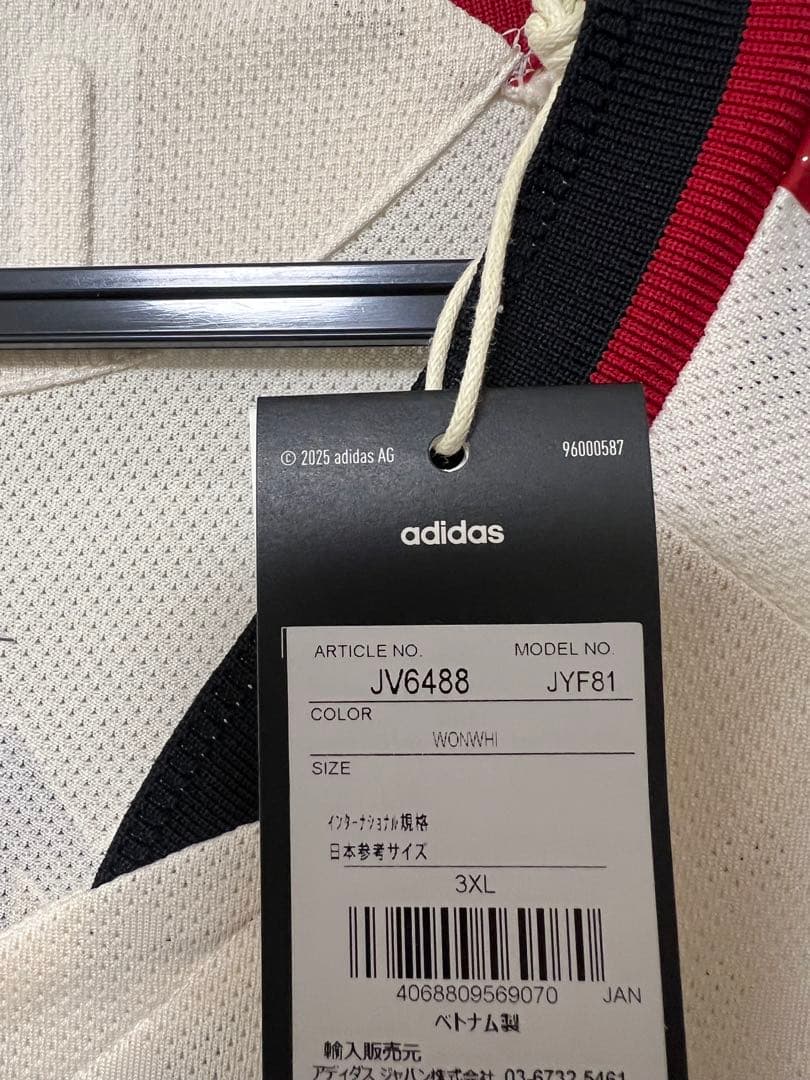 【新品未使用】リバプール 25/26 ユニフォームアウェイ半袖 オーセンティック