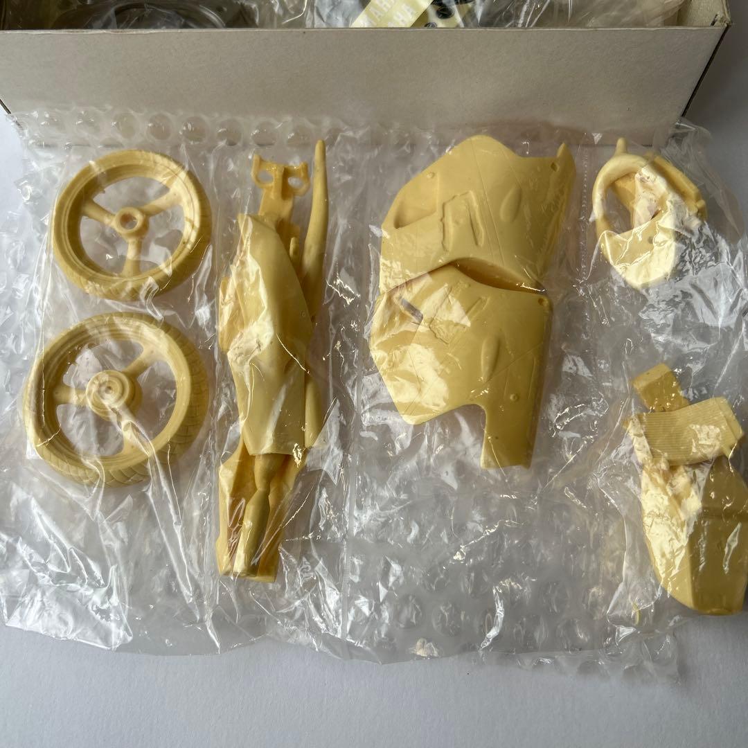 絶版 希少 ガレージキット 1/12 YAMAHA TZR250