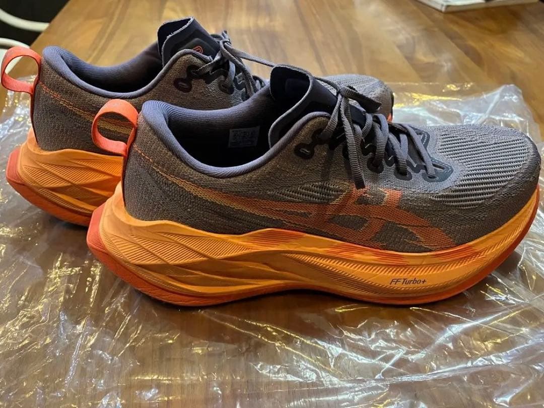 super blast2スーパーブラスト2 ASICS 26.5