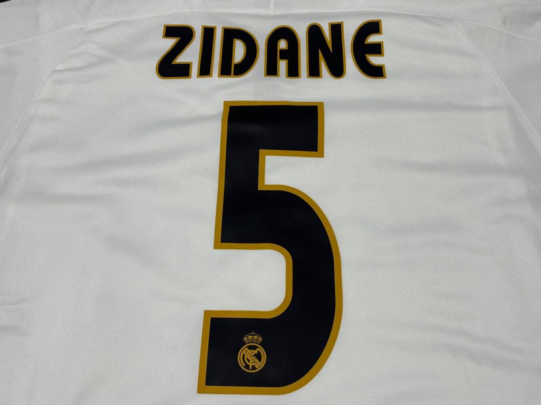レアルマドリード　ジダン　オーセンティック　ユニフォーム　タグ付　未使用