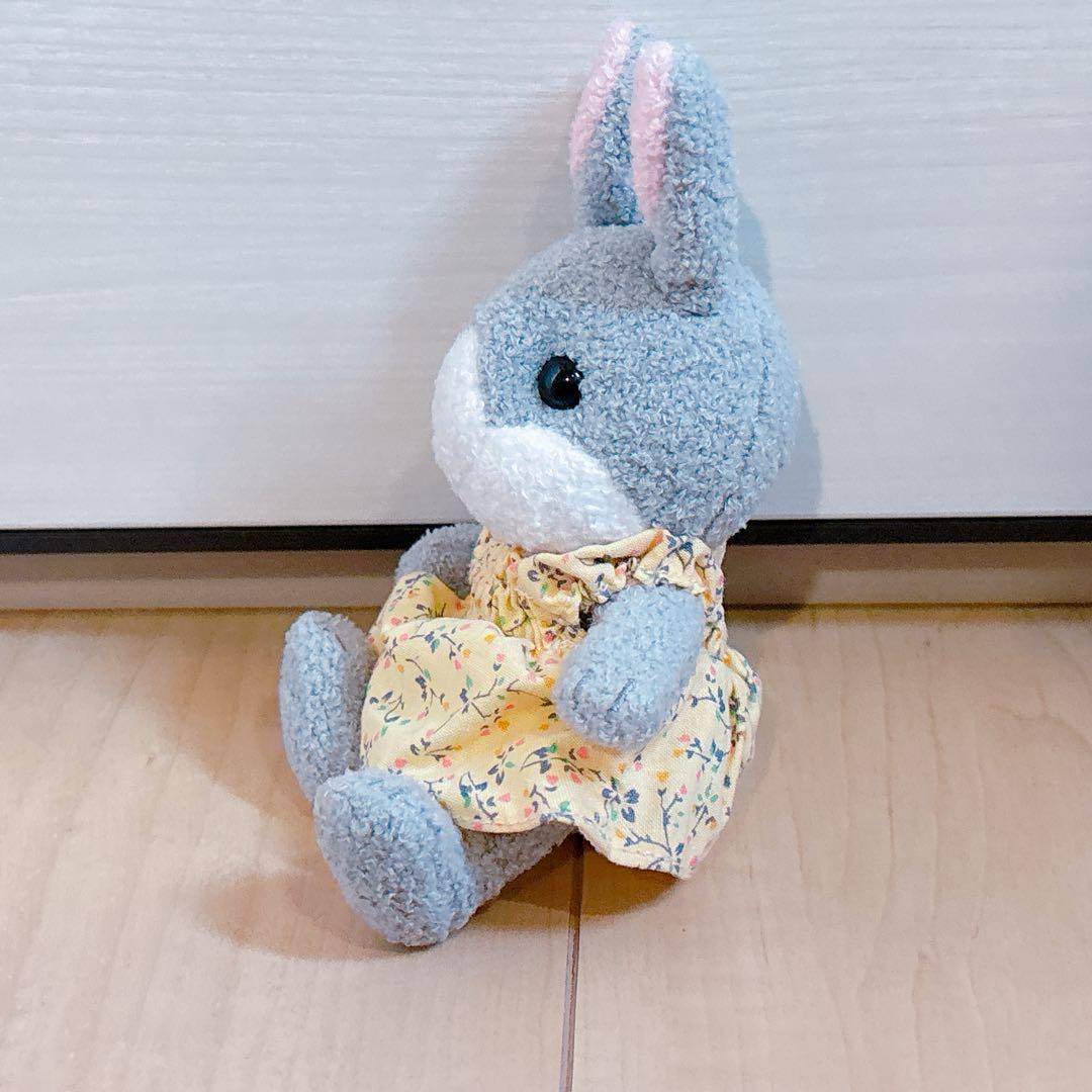 シルバニアファミリー　レア　ミニぬいぐるみ　わたウサギの女の子