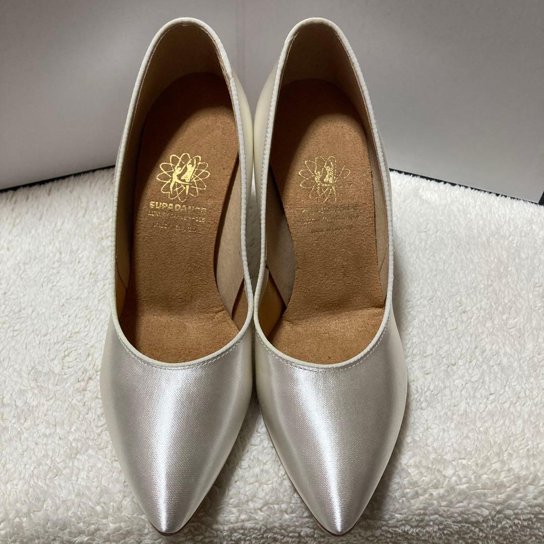 SUPADANCE 社交ダンス　モダンシューズ　ホワイトサテン⭐︎最終価格⭐︎です