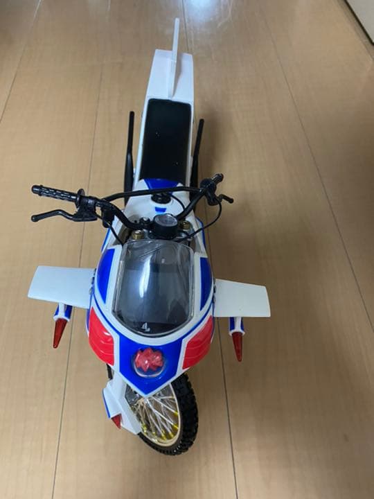 仮面ライダーV3 メディコムトイ&ハリケーン6分の1ダイキャストモデル