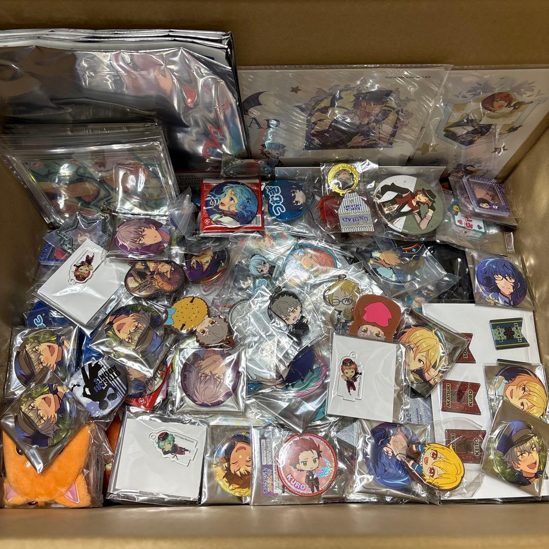 あんスタ　缶バッジ　アクリルスタンド　ハート缶　一番くじ　フィーチャー缶