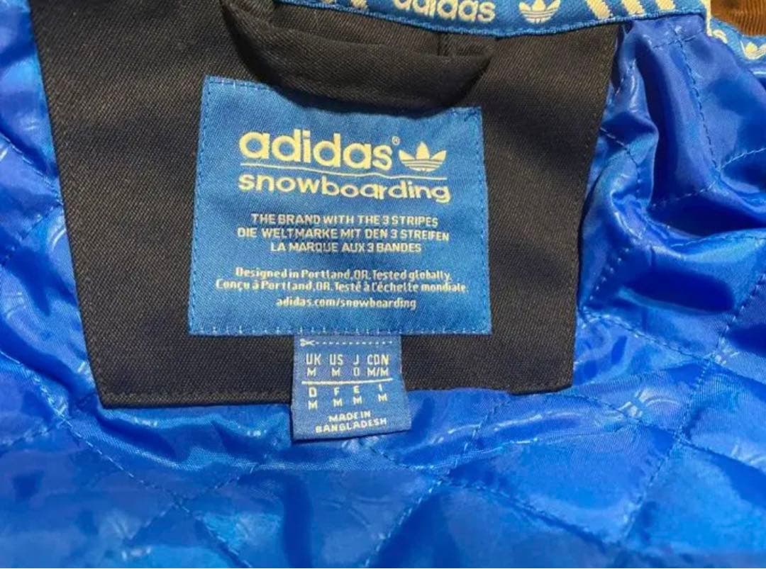 新品未使用　スノボウエアMサイズ　adidas キーガンバライカ