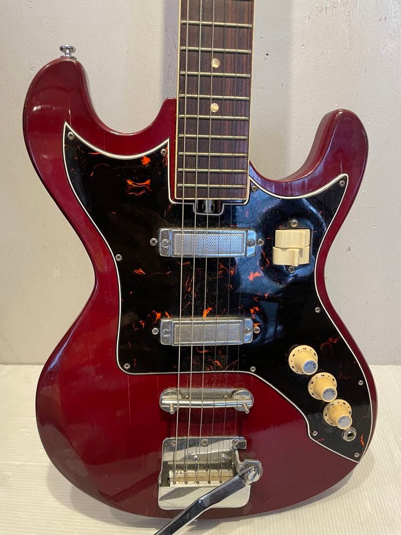 エレキギター　楽器　趣味　機材　コレクション　インテリア　一点もの　年代物