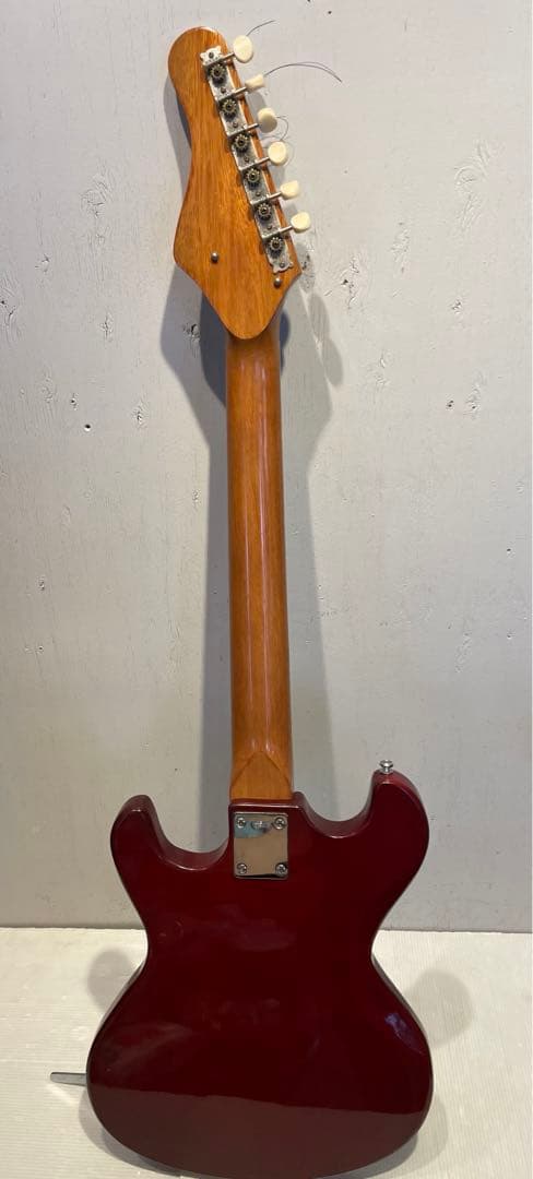 エレキギター　楽器　趣味　機材　コレクション　インテリア　一点もの　年代物