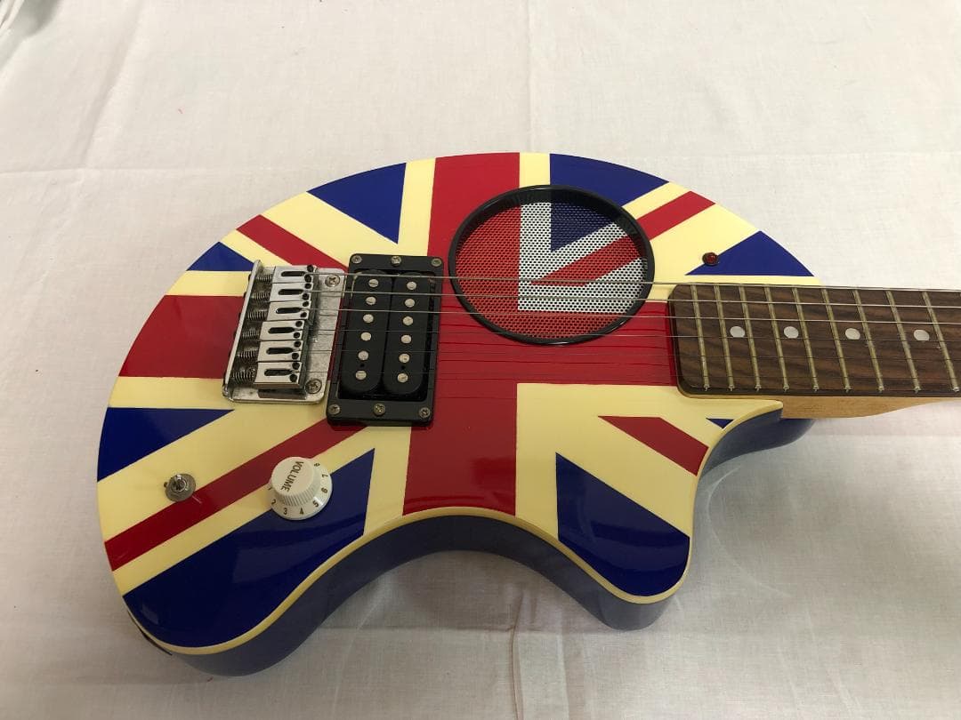 FERNANDES ZO-3 ユニオンジャック フェルナンデス アンプ内蔵