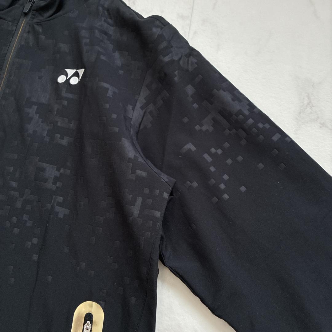 良品 ヨネックス テニス 裏地付きウィンドウウォーマージャケット L 黒×金