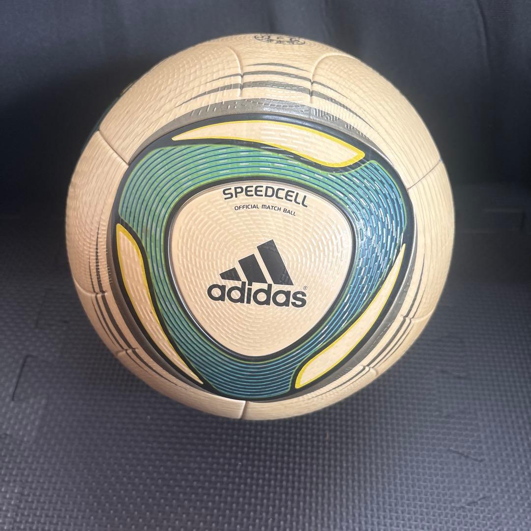 adidas SPEEDCELL サッカーボール