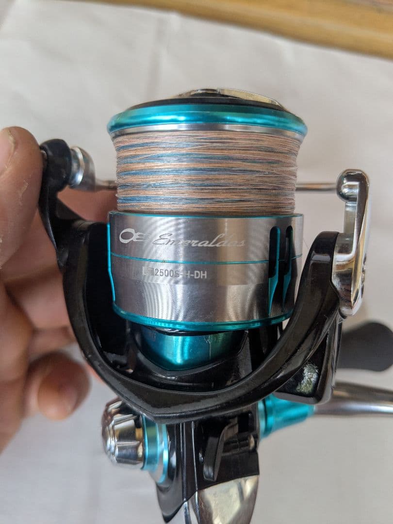 スピニングリール 2500S-DH 青/シルバー