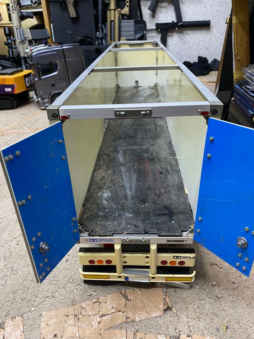 タミヤ　1/14 3軸リーファー　チップ運搬車風トレーラー