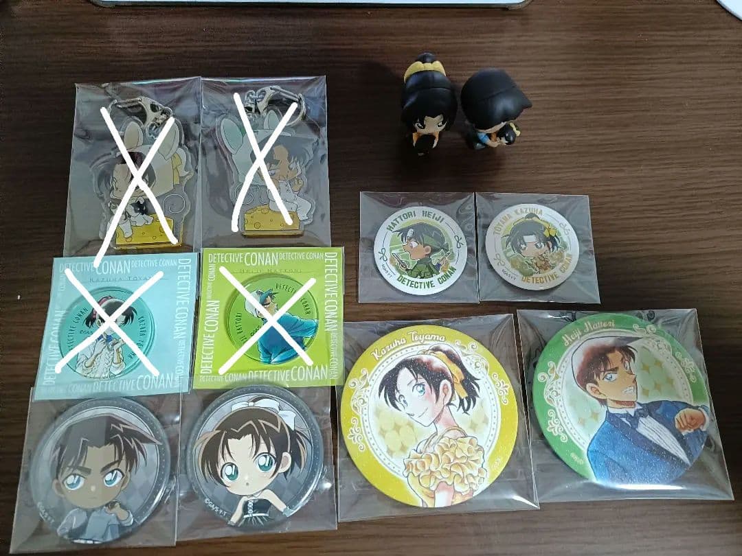 名探偵コナン　缶バッジ　遠山和葉　服部平次　セット