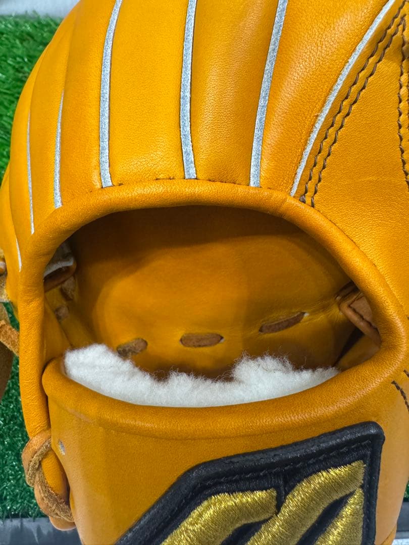 【極美品】ミズノプロオーダー 内野手