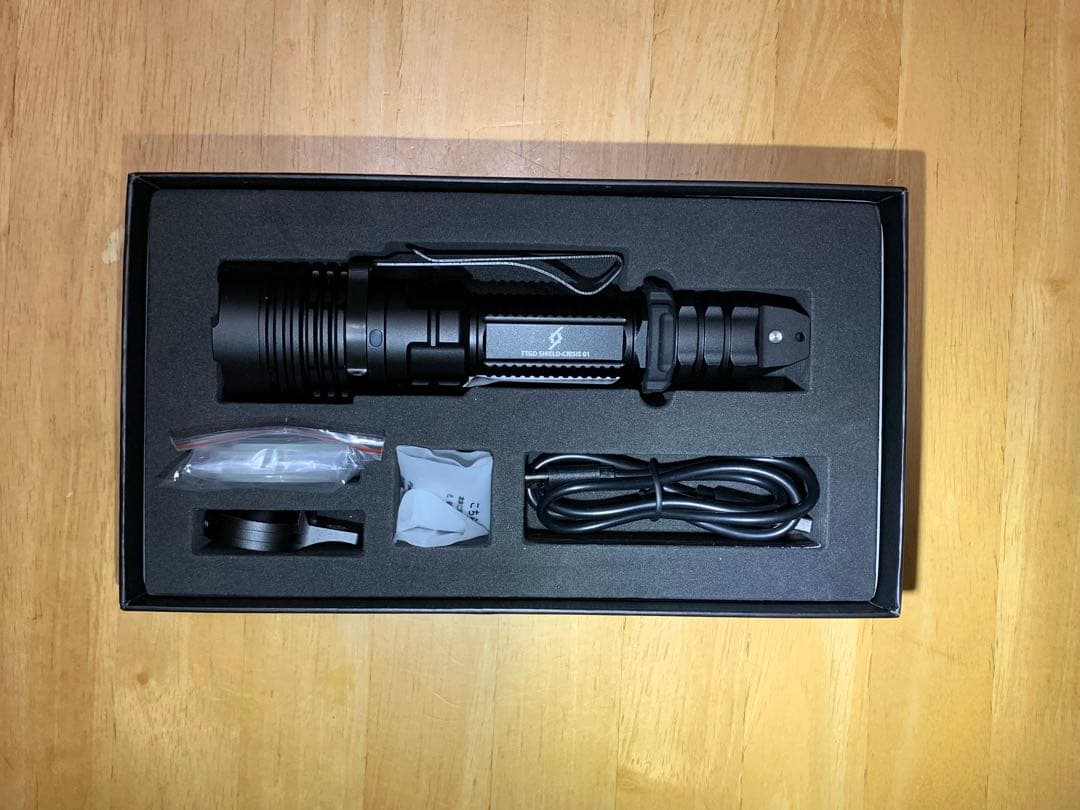 田村装備開発　CRISIS-01　タクティカルライト　防犯・防災・護身　完全新品