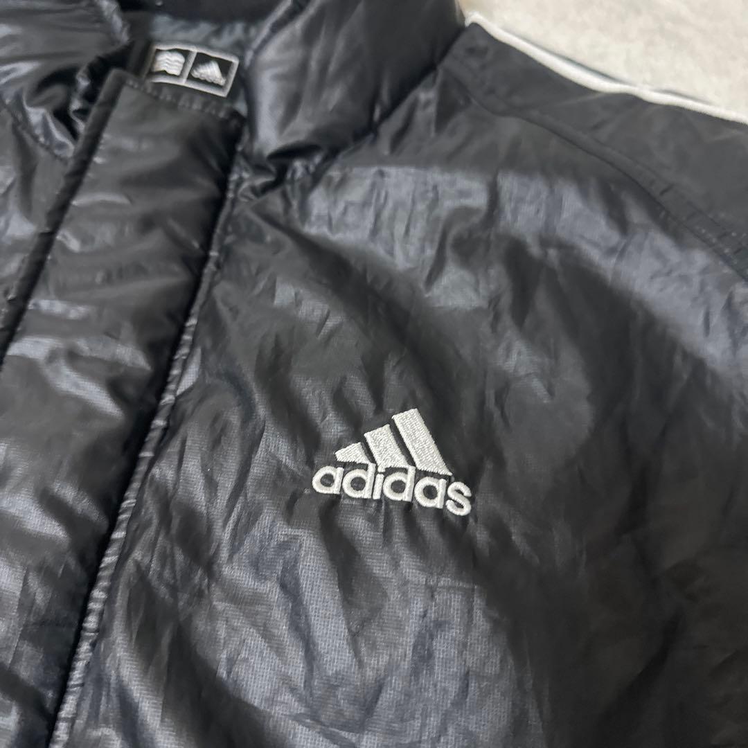 adidas GOLF 中綿ベスト ハイネック ジップアップ ロゴ 刺繍　黒