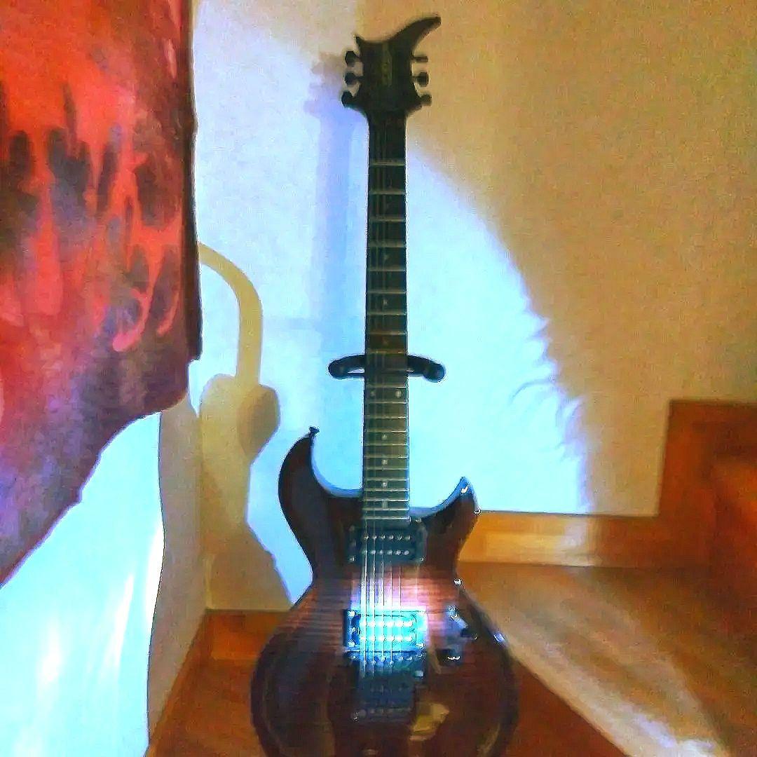 希少モデル ESPジャパンビンテージ　ケース付未調整品　海外高値　売切御免