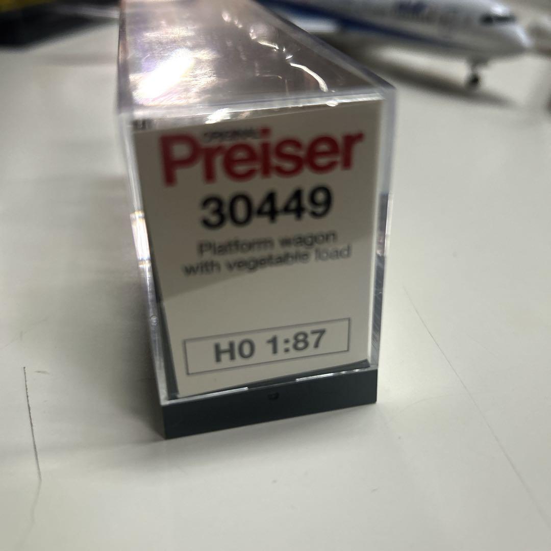 PreiserHOスケール（1/87）「馬に牽かれる野菜かごを乗せた平台荷馬車」
