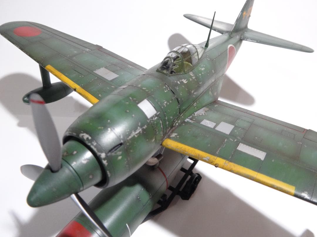 タミヤ1/48水上戦闘機「強風」完成品