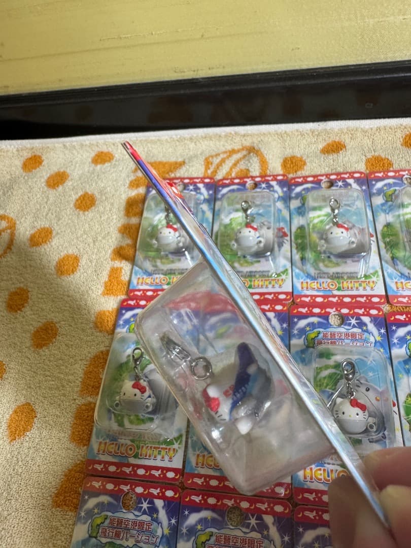 これでラスト！ハローキティ 14個セット ご当地キティ 2005