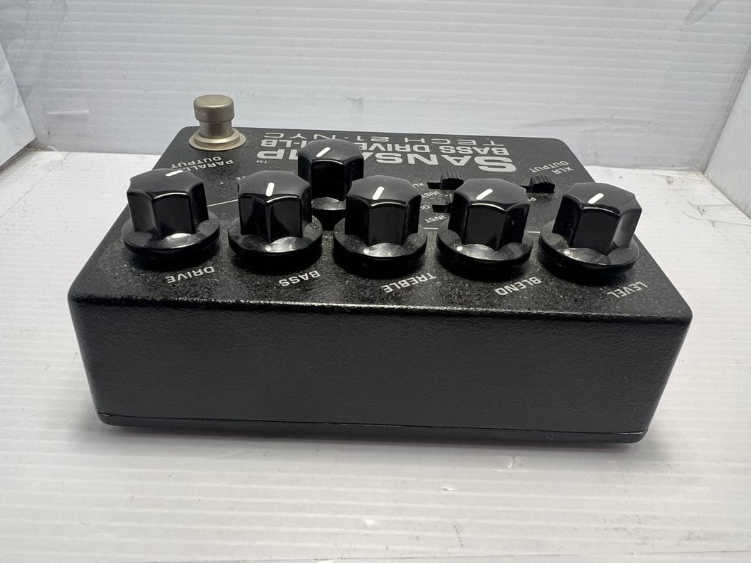 ベース SansAmp BASS D DI-LB / Tech 21 NYC