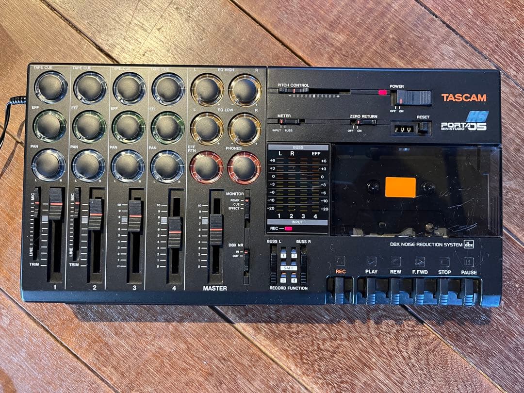 TASCAM PORTA 05 HS 【通電確認のみジャンク扱い】