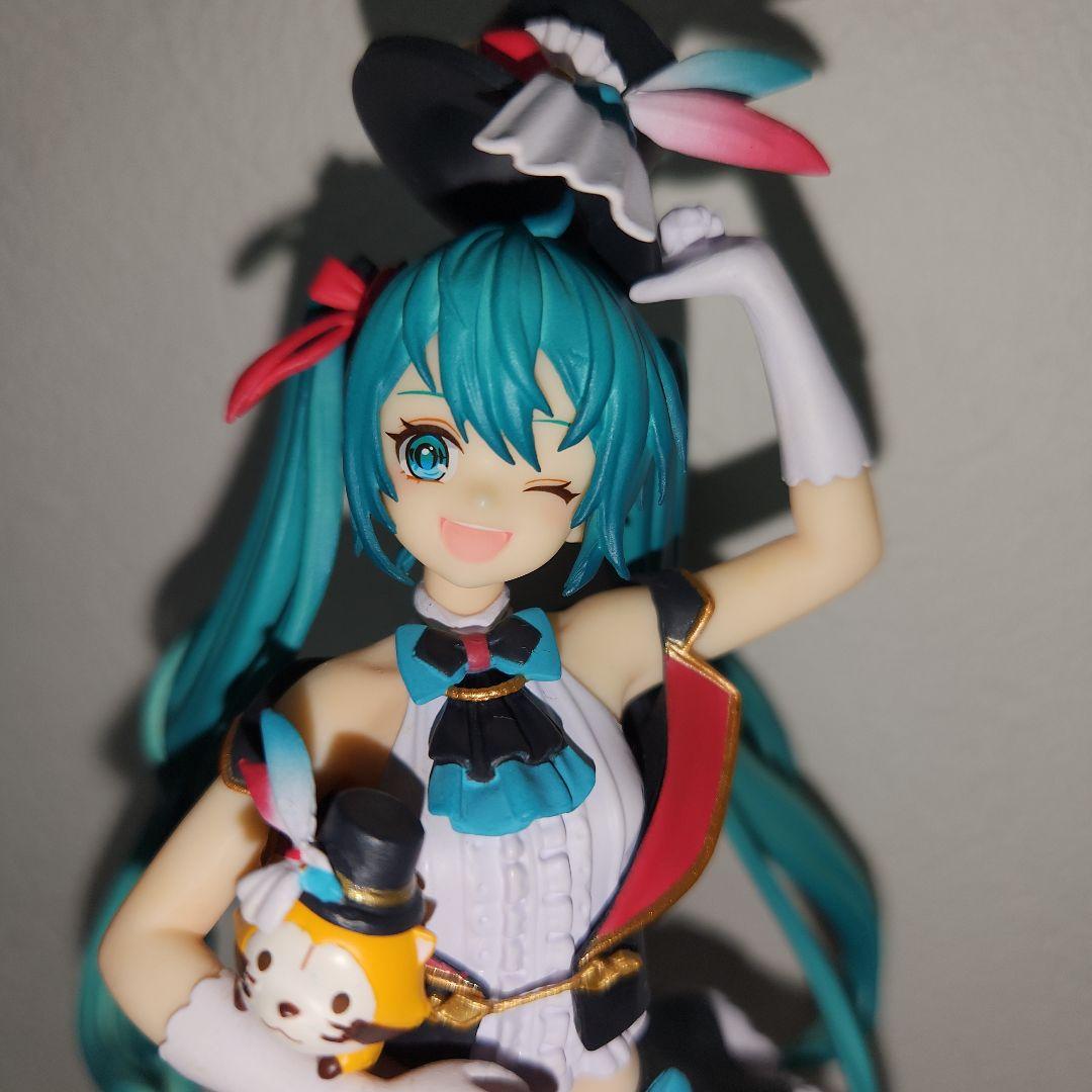 初音ミク×ラスカル　初代～三代目　#白るまんどのフィギュア