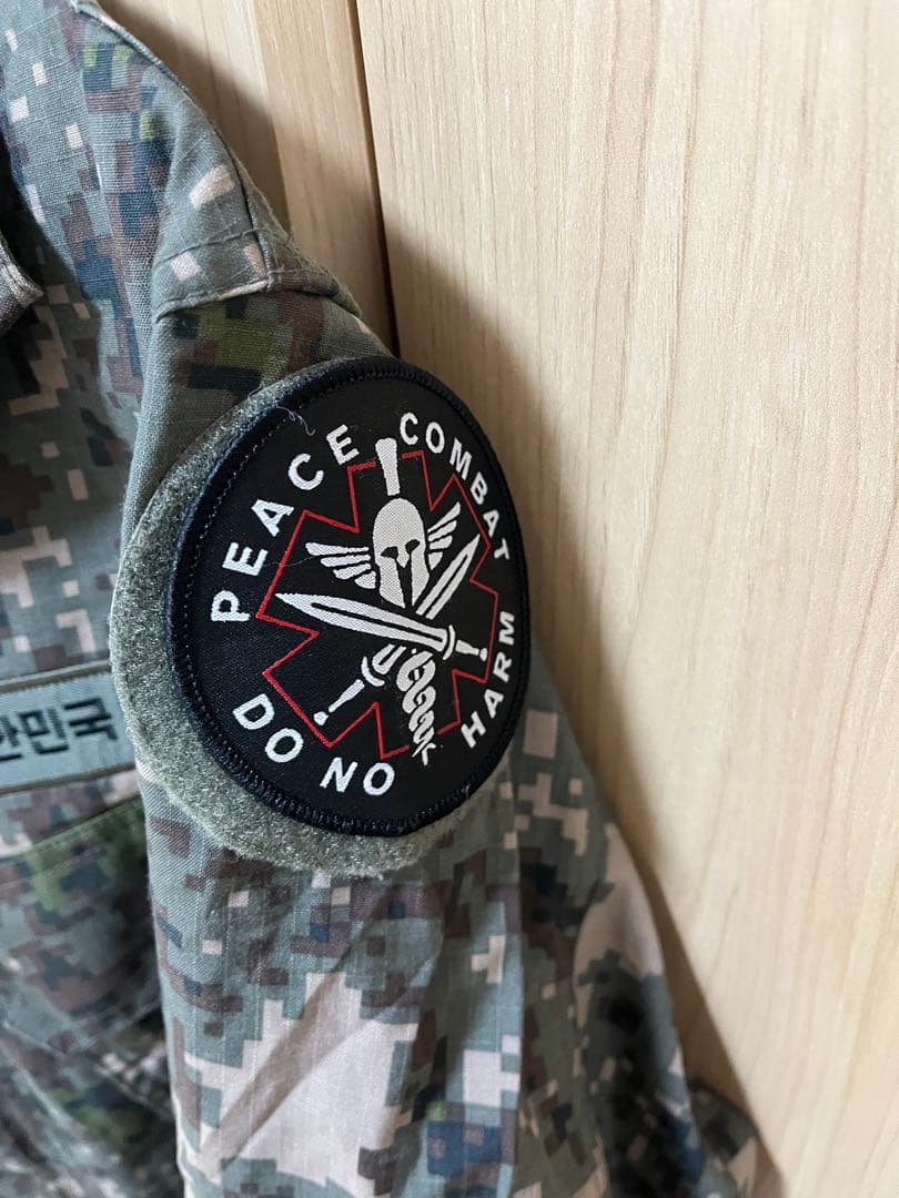 韓国陸軍　戦闘服　上下セット