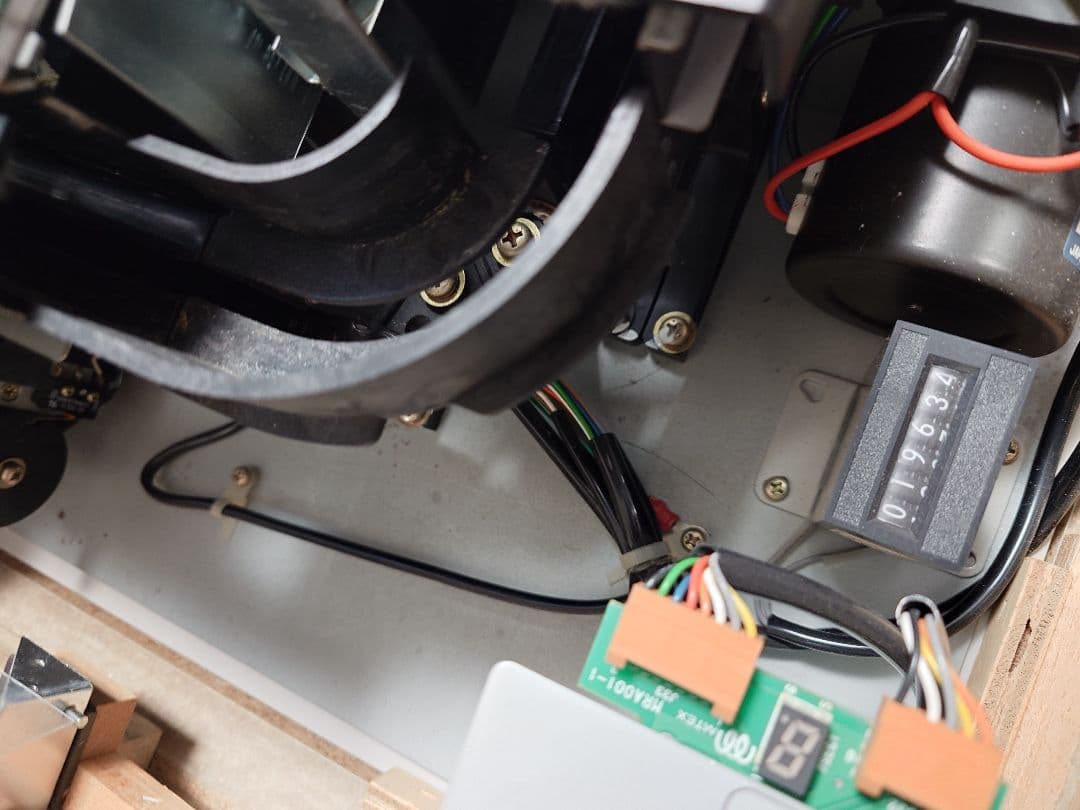 雀友アルファ！全自動麻雀卓！雀友α