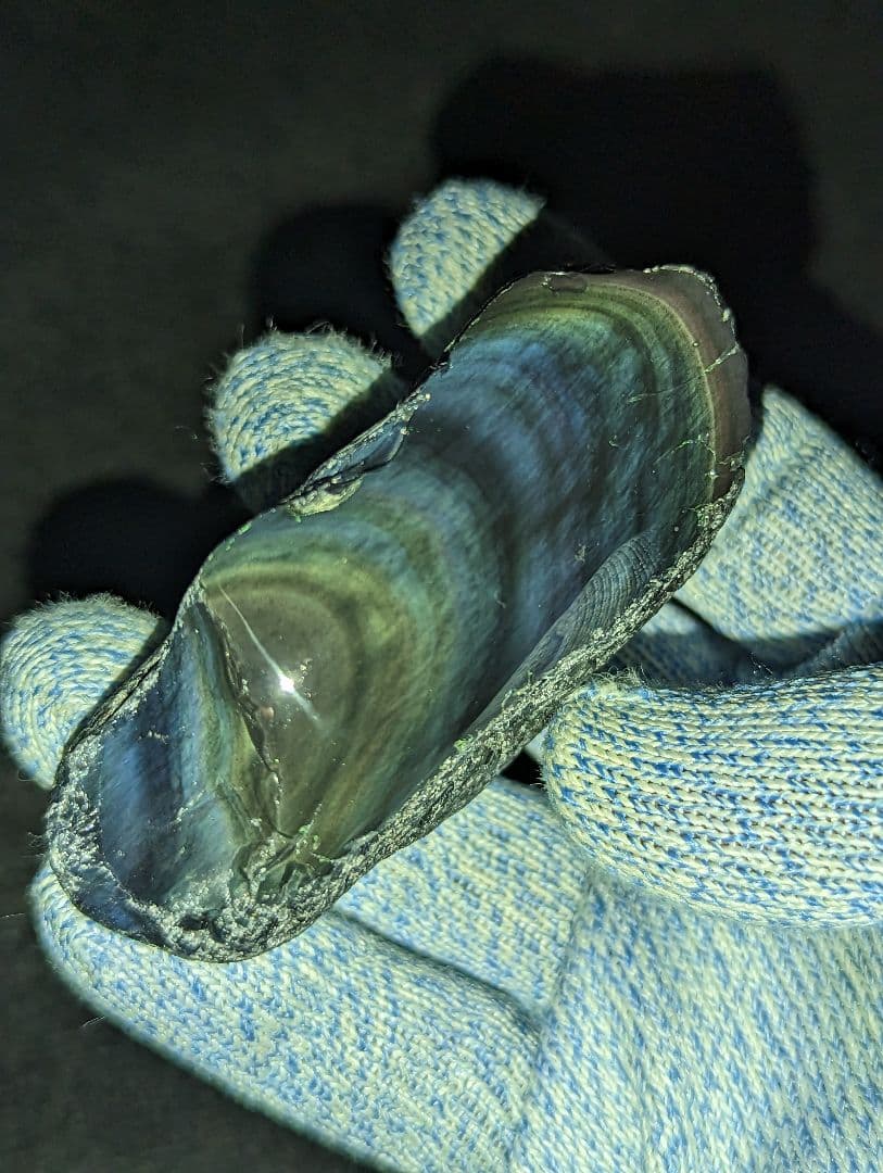 【研磨品】十勝石玲瓏　北海道産レインボーオブシディアン　十勝石　玲瓏石