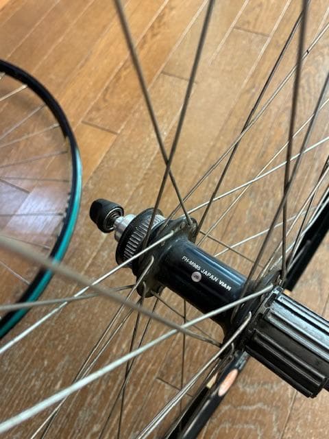 26インチホイール、XTRハブ、リム：STANS No Tube、センターロック