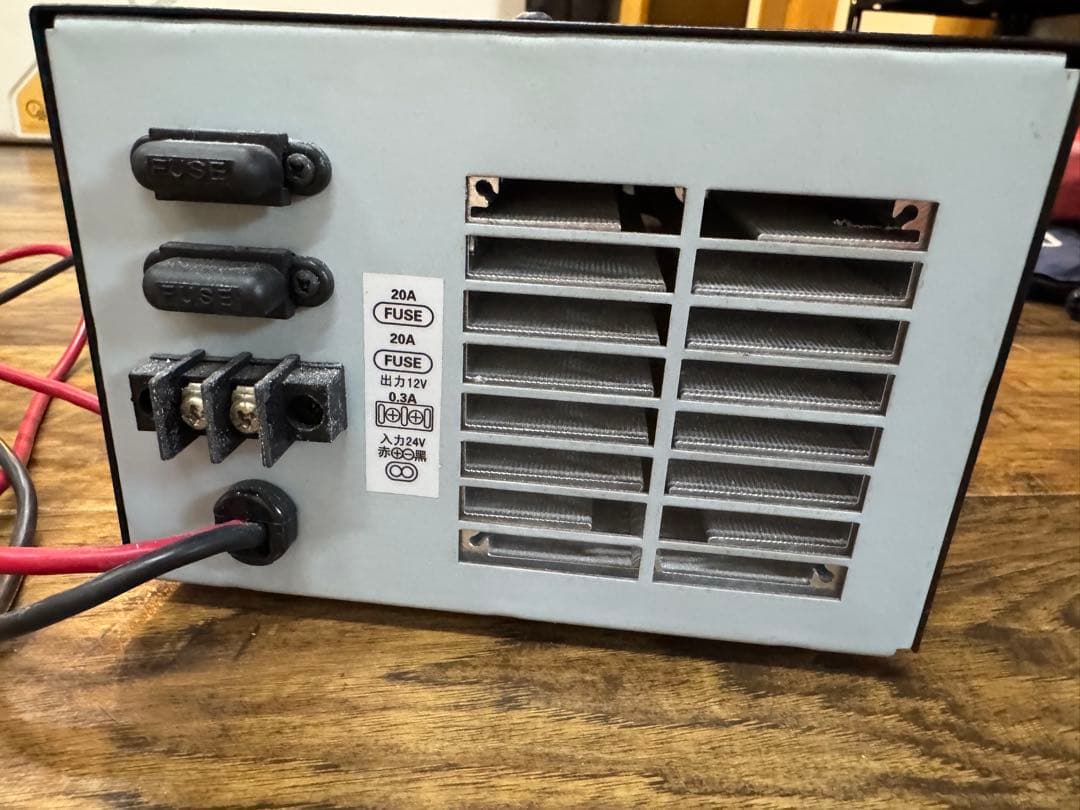 早い者勝ちお値下げ　アルインコ製DC/DCコンバーター DT-840M 中古