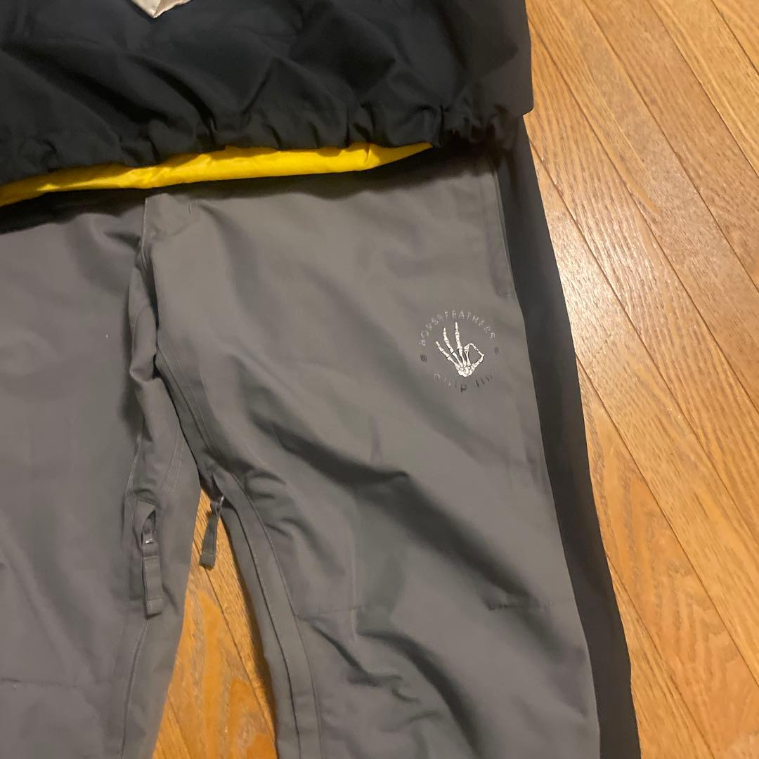 〖美品〗HRSFTHRS セットアップ上下 M プルオーバー＆パンツユニセックス