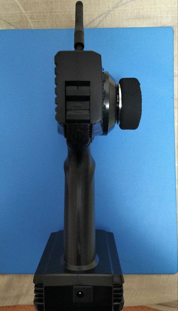 プロポ2.4GHz（新品のサーボ・アンプ・送信機 
付き）