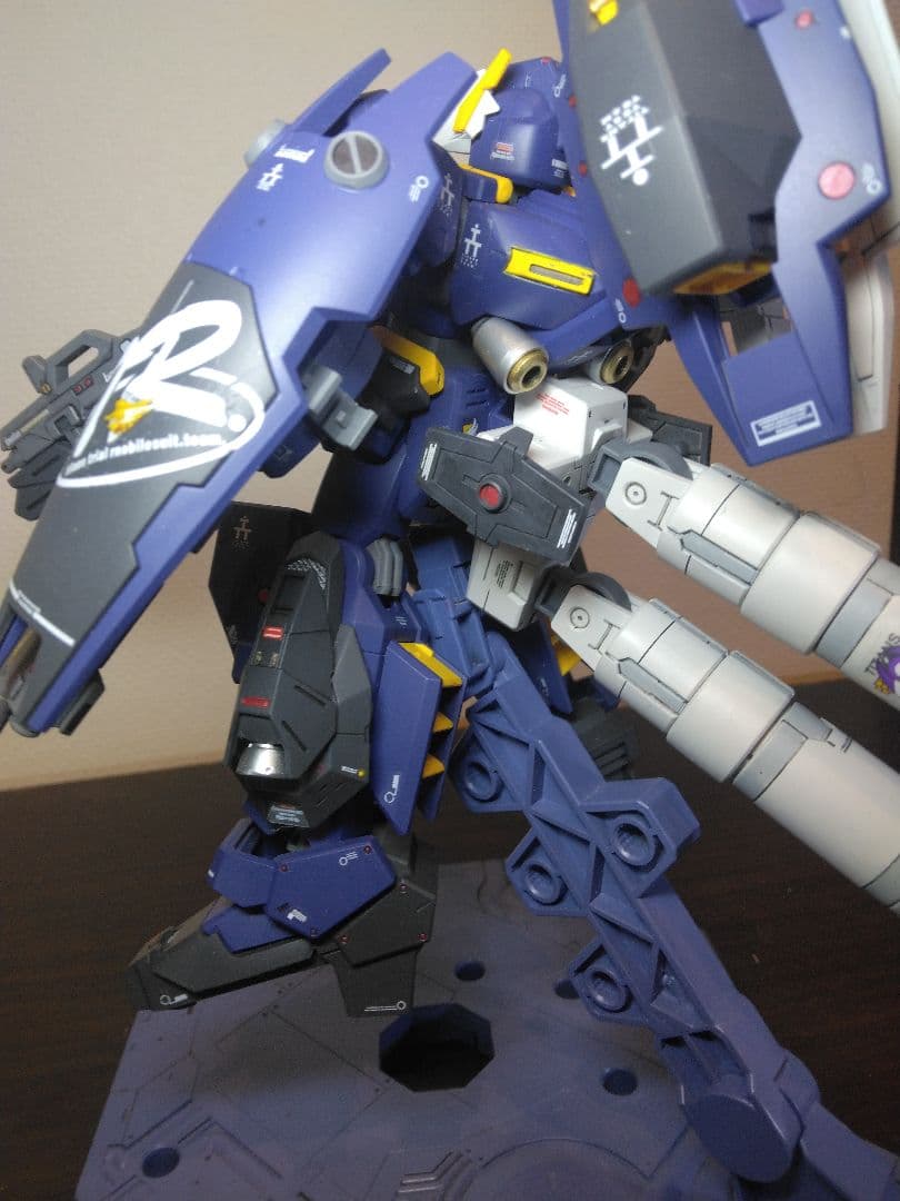 HG アドバンスド・ヘイズル　全塗装完成品　改造品　台座付　説明書付き