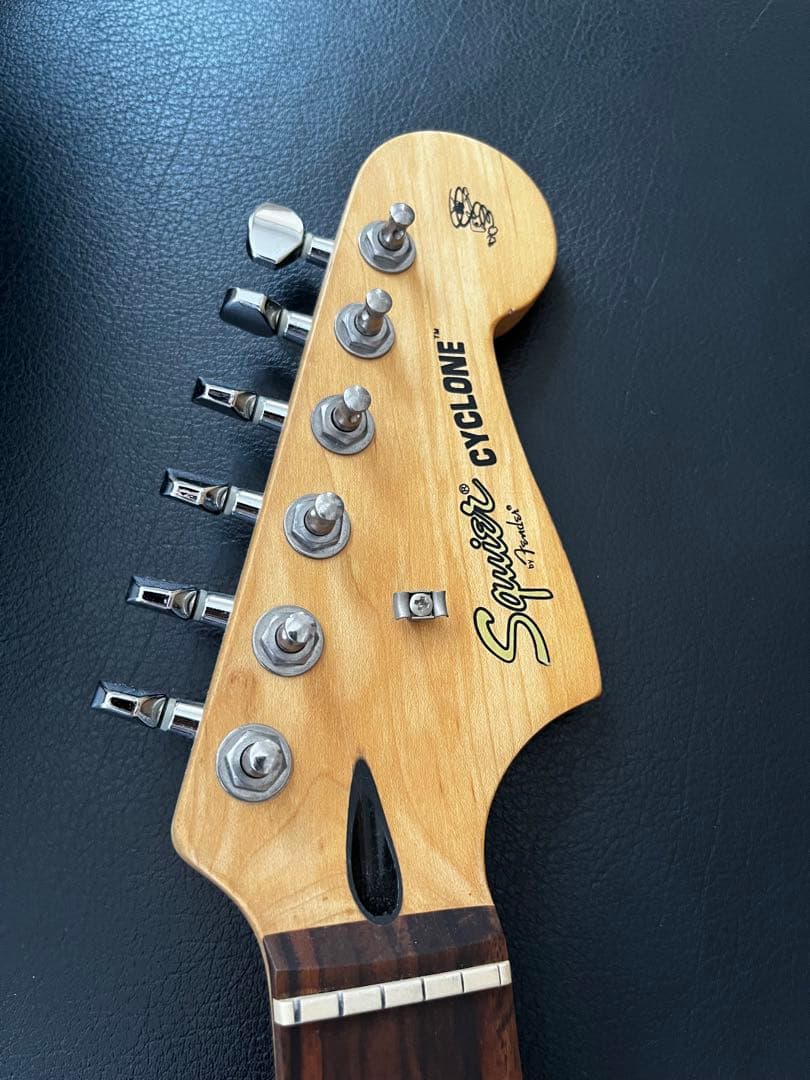 Fender Squier FSR Cyclone 限定色 レア スクワイア