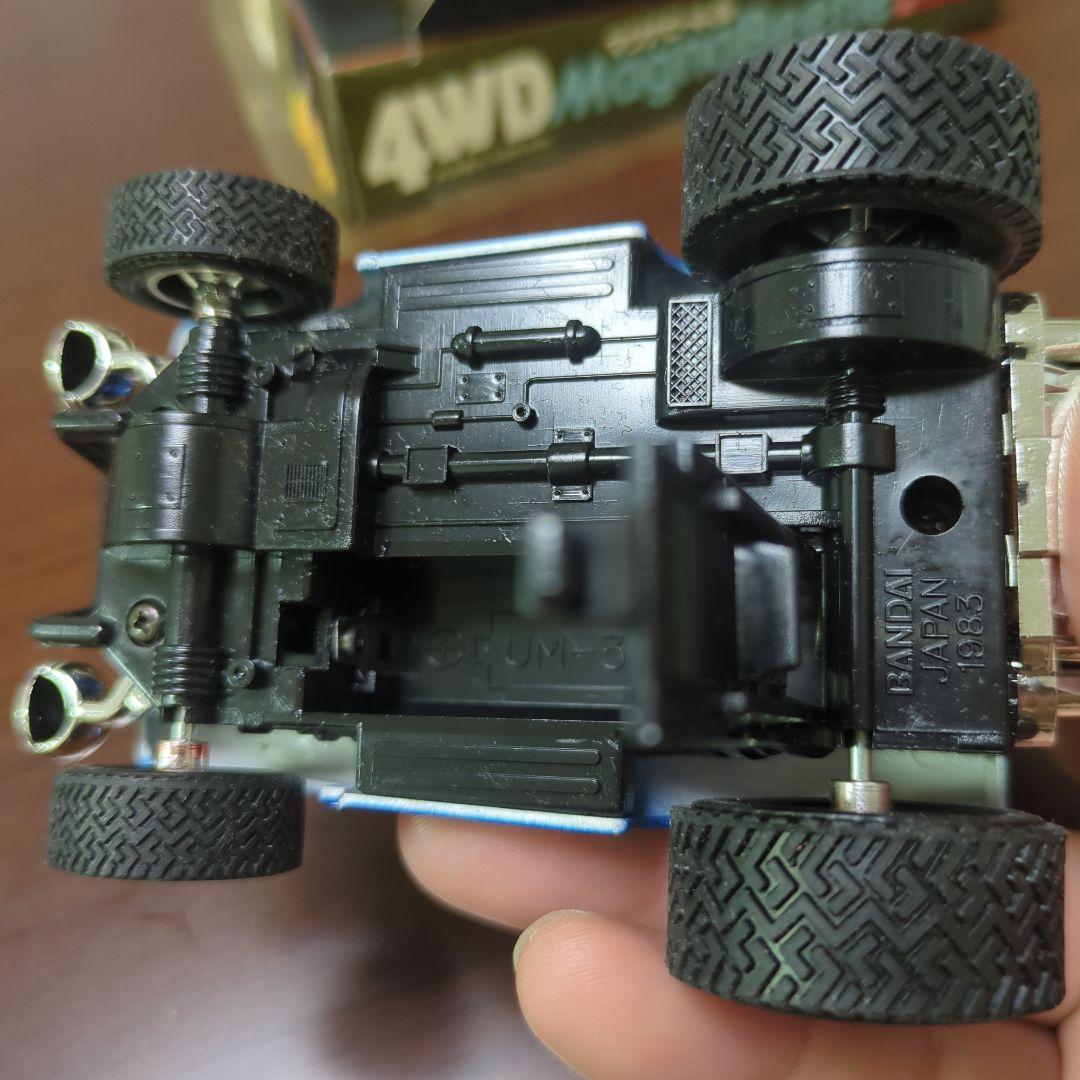 未来警察ウラシマン マグナビートル4WD