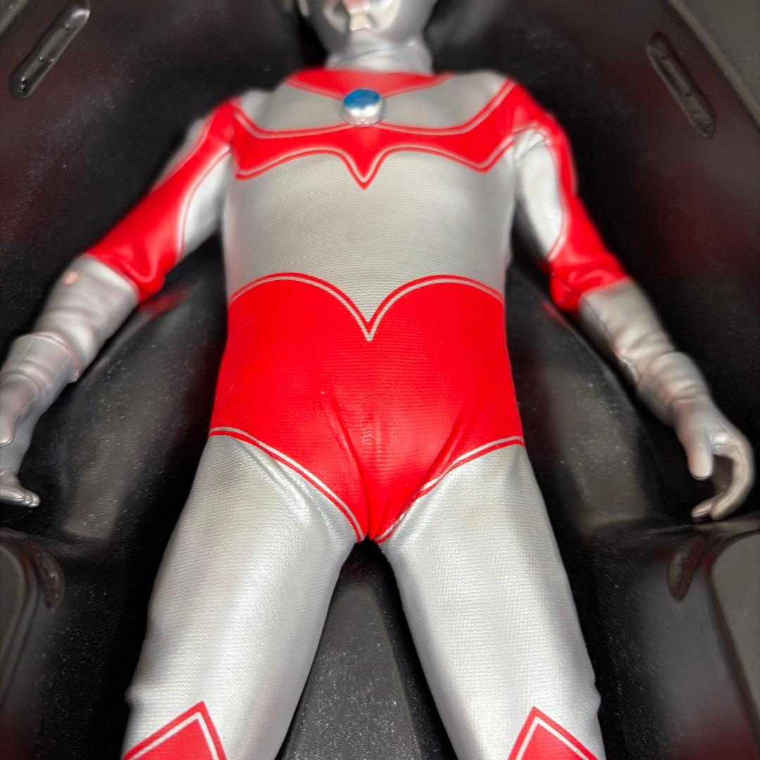 RAH帰ってきたウルトラマン　破損あり