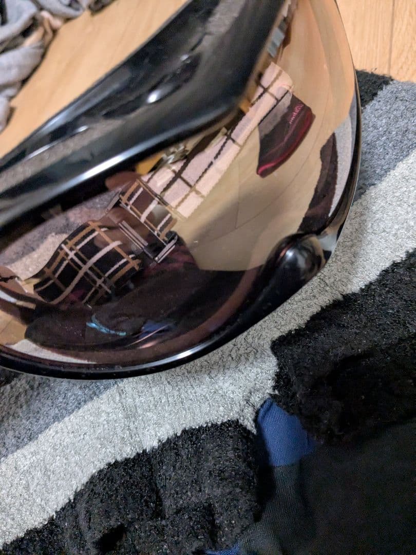 デサント スノーウェア Mサイズ 未使用品　黒ピンク　ゴーグル　ヒップパッドつき