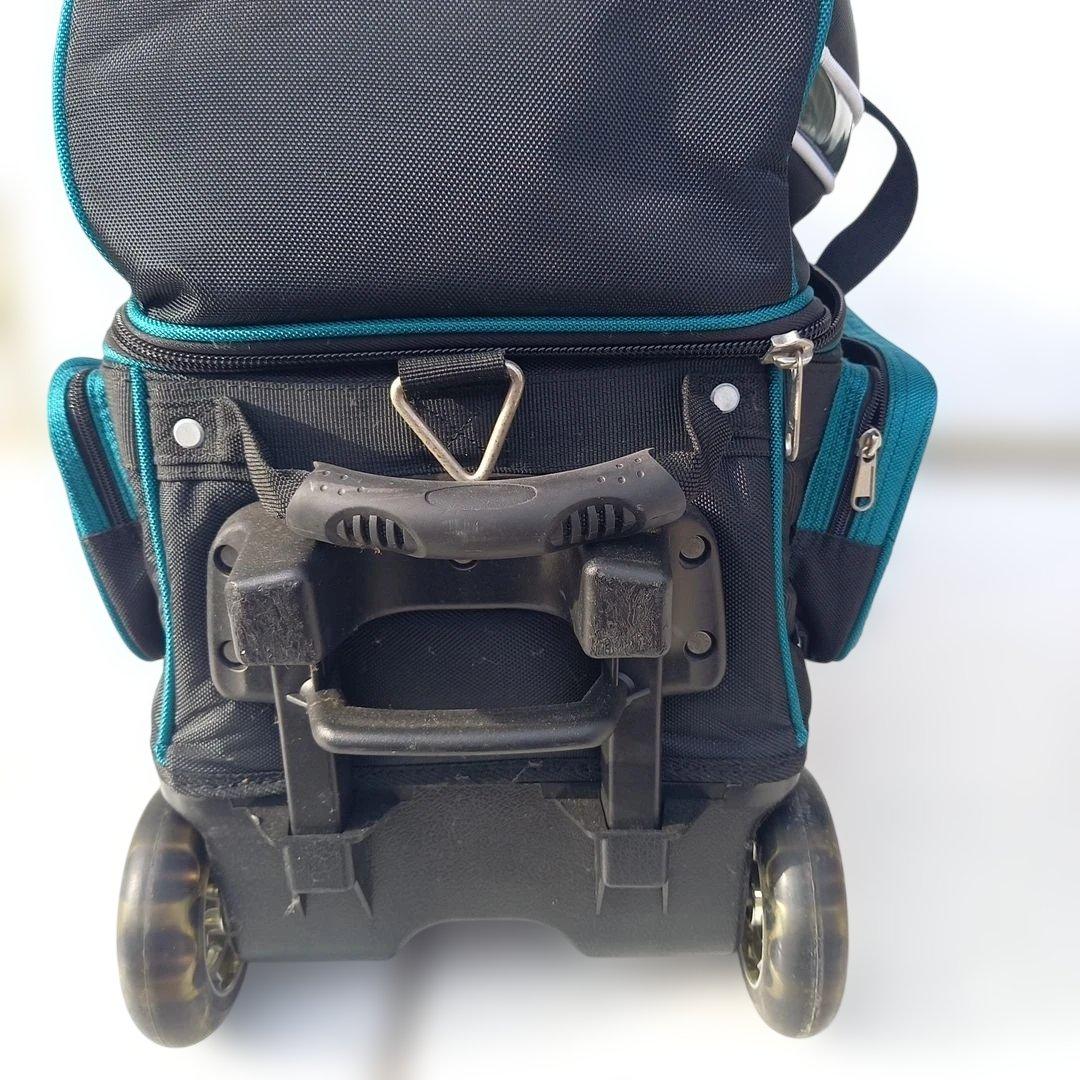 ABSブランドの「PRO-am」ボウリングバッグ（キャスター付き）