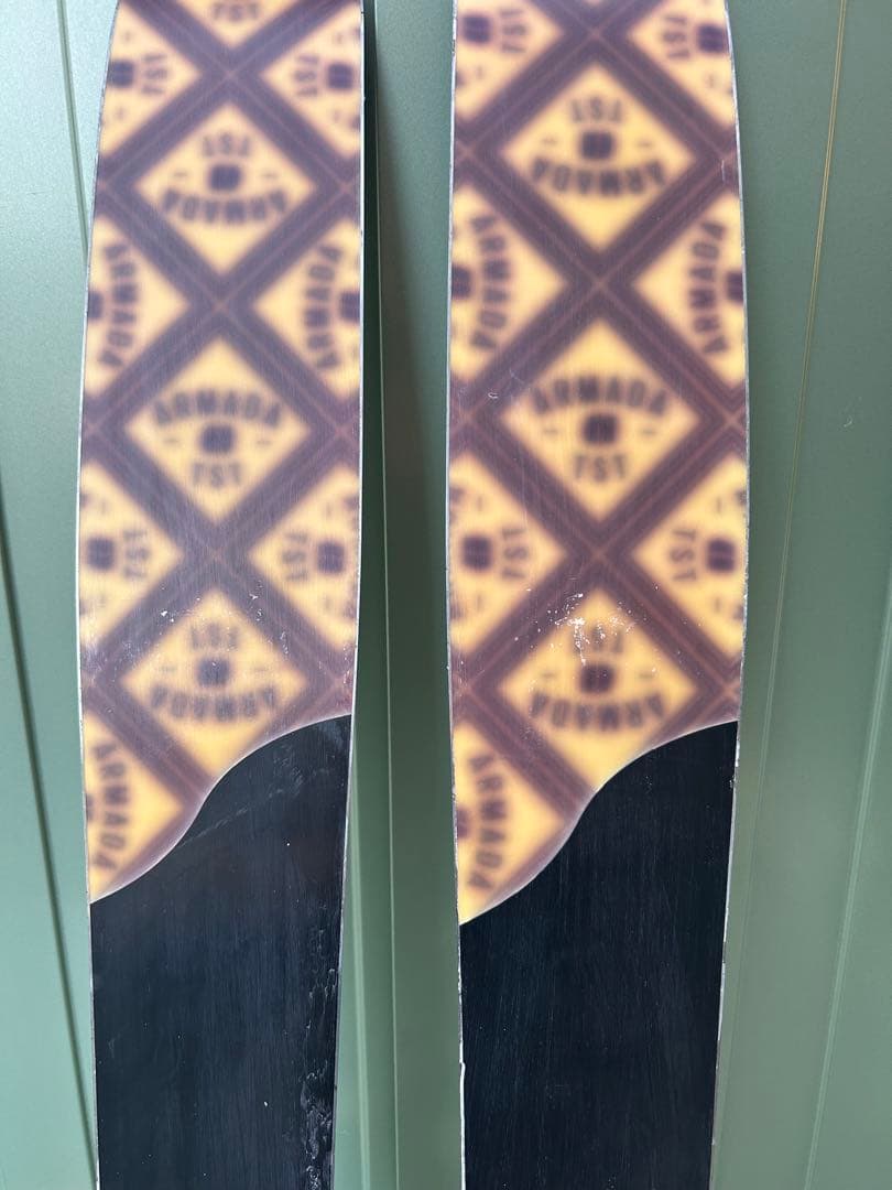 アルマダ　tst 174センチ