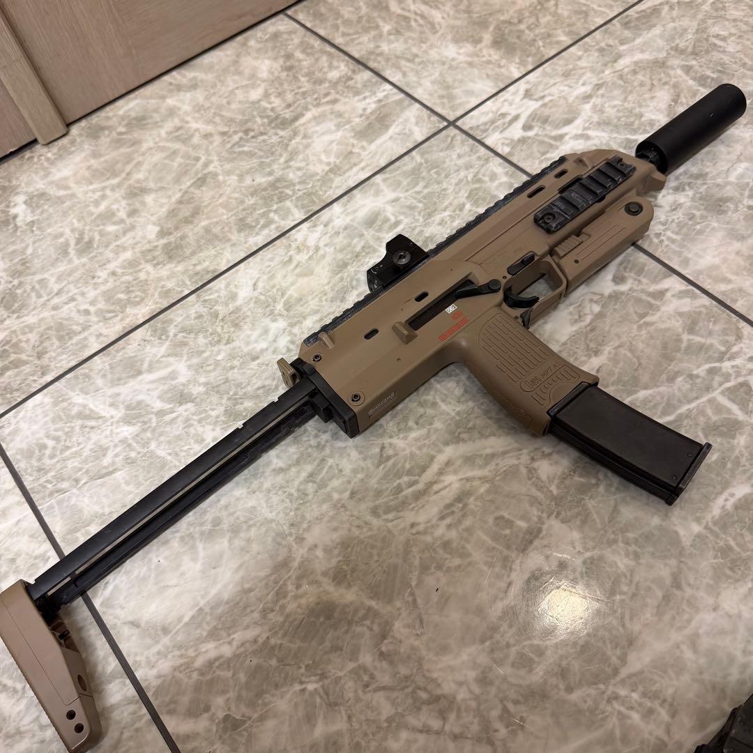 ［マガジン5本セット］東京マルイMP7A1 ガス TANカラー カスタム